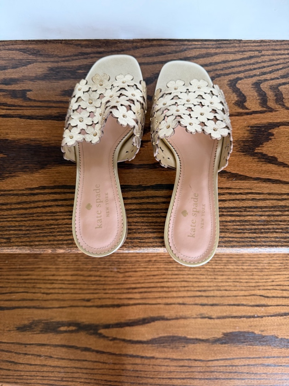 kate spade Women's Gold Floral Slide Sandals